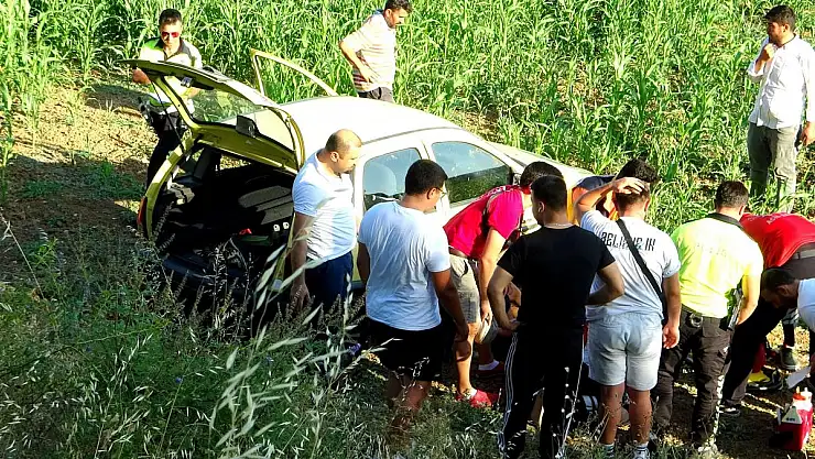 Otomobil Tarlaya uçtu: 1 Ağır Yaralı
