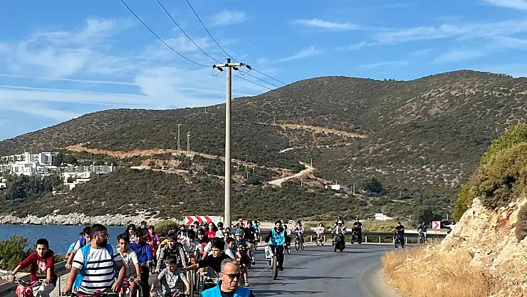 Pedallar Cami Sevgisiyle Çevrildi