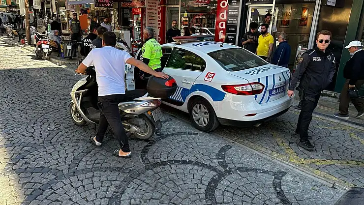 Polisin 'Dur' İhtarına Uymayan Sürücü Kaza Yaptı
