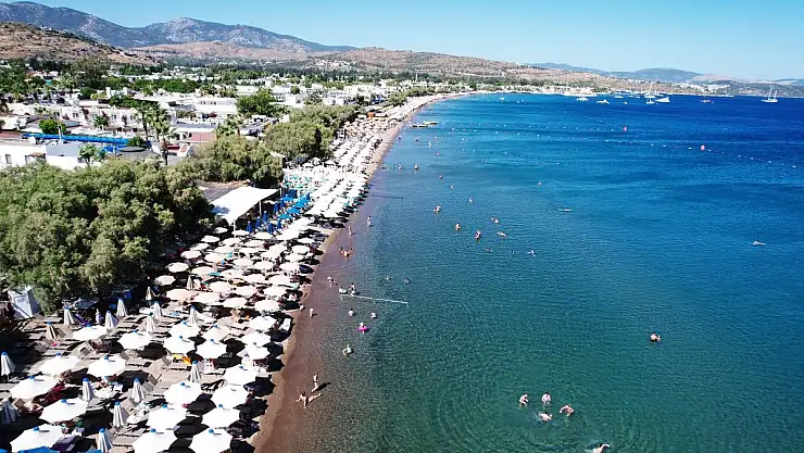 Sahillerde Adım Atacak Yer Kalmadı, İlçe Nüfusu 1 Milyonu Aştı