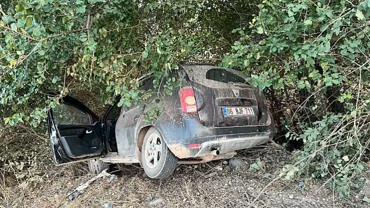 Şarampole Devrilen Otomobilde 1 Kişi Yaralandı