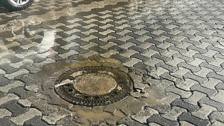 Sayın Aras Bodrum'un kanalizasyonu yine patladı