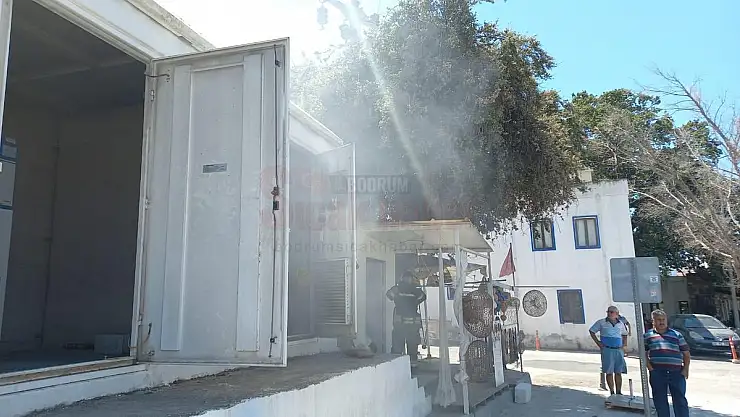 Sıcaklarla Fazla Yüklenilen Trafo'da Patlama Yaşandı