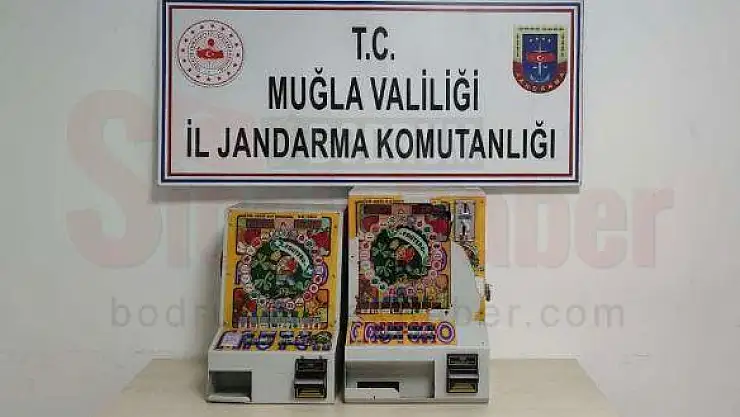 Slot Makinesi ile  Kumar Oynayan 4 Kişi Yakalandı