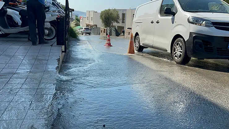 Sular Boşa Akıyor, Vatandaş Evinde Susuz Bekliyor!