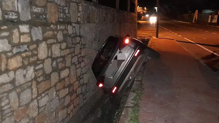Sürücü Su Kanalına Düşerek Kaza Yaptı: 1 Yaralı