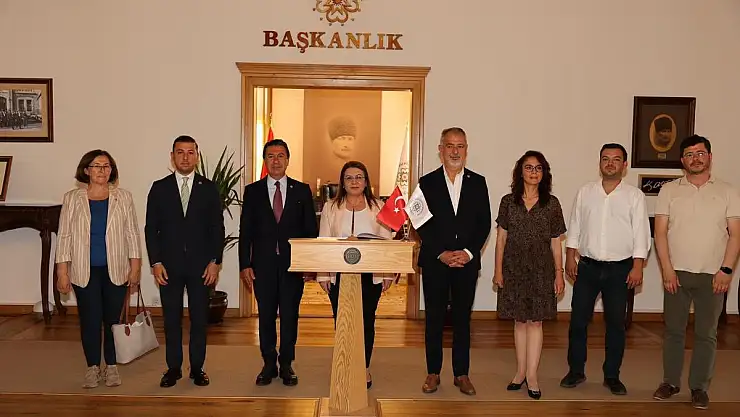 TBMM Başkan Vekili Karaca, Aras'ı Ziyaret Etti