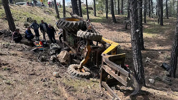 Traktörün Altında Kalan İşçi Hayatını Kaybetti