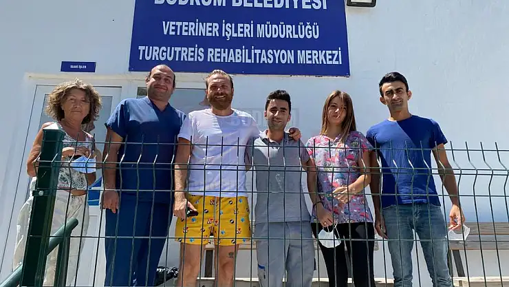Ünlü Oyuncu Meriç Özkaya Turgutreis Hayvan Barınağına Ziyarette Bulundu
