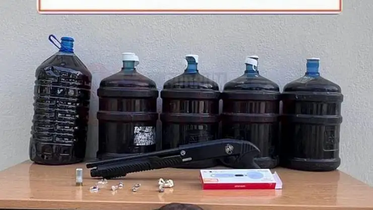 Uyuşturucu Madde ve Sahte İçki ile Yakalandı