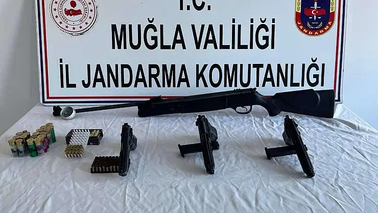Uyuşturucu ve Ruhsatsız Silah Operasyonu: 11 Şüpheli Gözaltında