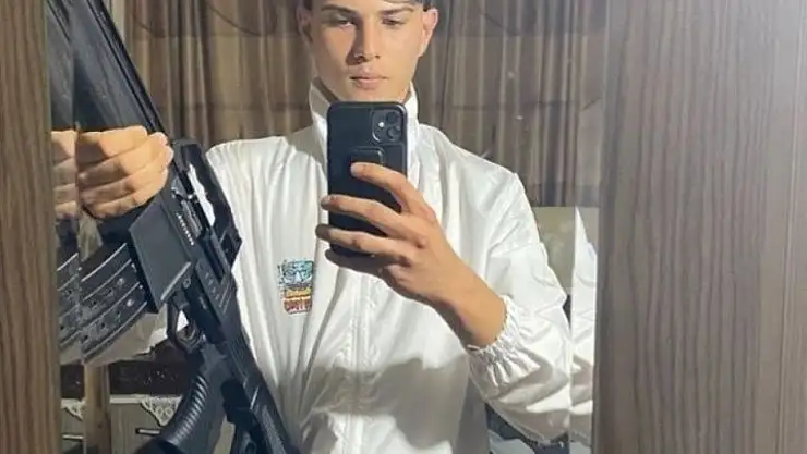 Vahşet ! annesini av tüfeğiyle öldürdü !