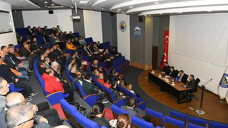 Vali Orhan Tavlı Bodrum'da Muhtarlar ile bir Araya Geldi