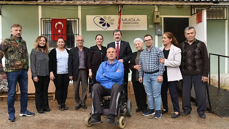 Vali Orhan Tavlı Engel Tanımayan Derneklerle Bir Araya Geldi