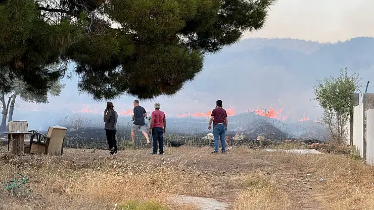 Vatandaşlar Müdahale Etti, Ekipler Bölgeye Sevk Edildi