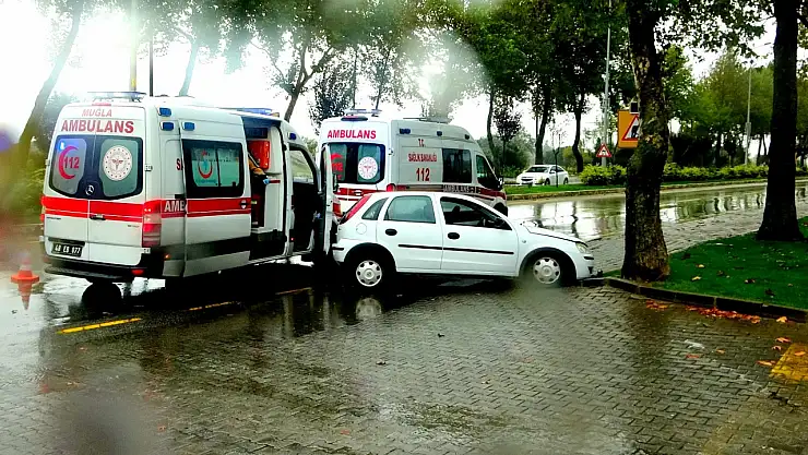 Yağmur kazayı getirdi: 3 yaralı