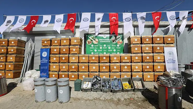 Yangından Etkilenen Arıcılara Kovan ve Fidan Desteği