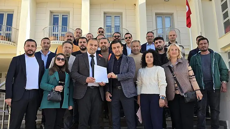 Yaşar Yıldız Mazbatısını Teslim Aldı