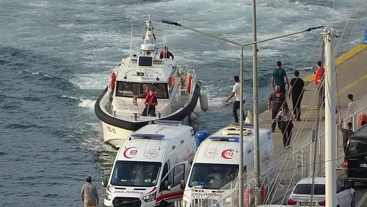 Yük Gemisinde Patlama: 4 Yaralı