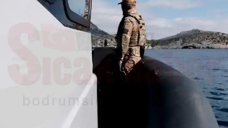 Yunan Askeri, Türk Sürat Teknesine Usulsüzce Konup Sattı