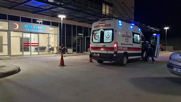 Yüzünden Kesici Aletle Yaralandı