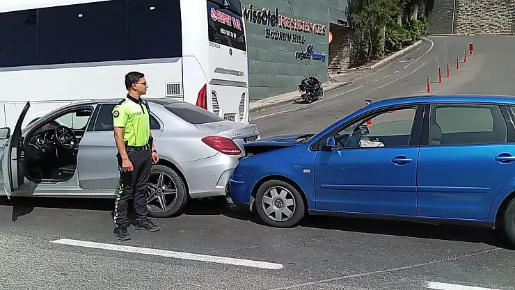 Zincirleme Kazada 1 Kişi Yaralandı