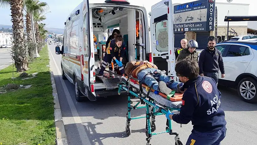 Ani Şerit Değiştiren Kamyon Kazaya Sebep Oldu