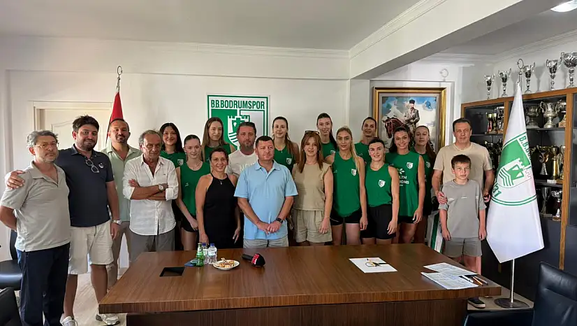 Bodrumspor Voleybol Şubesi'nden Yeni Sezon Öncesi İmza Şöleni !