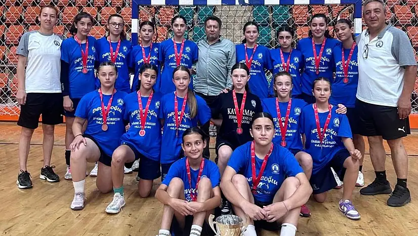 Yalıkavak'ın minik yıldızları Türkiye ikincisi oldu