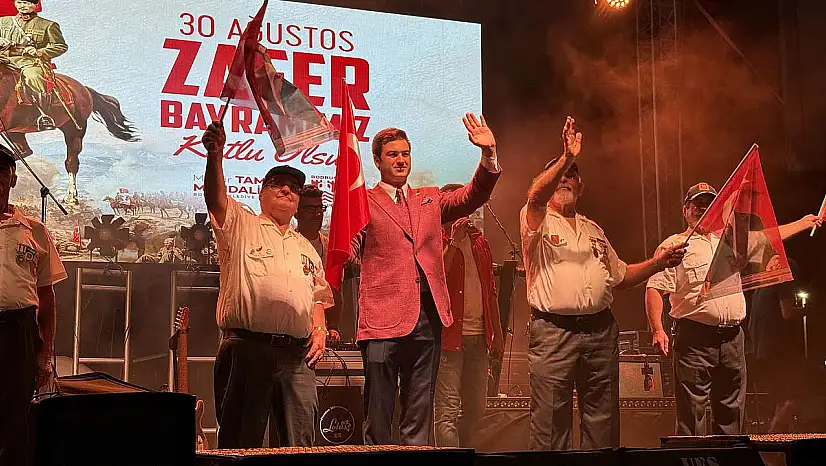 Bodrum'da 30 Ağustos Coşkusu ! Kortej ve Konserlerle Büyük Zafer Kutlandı !