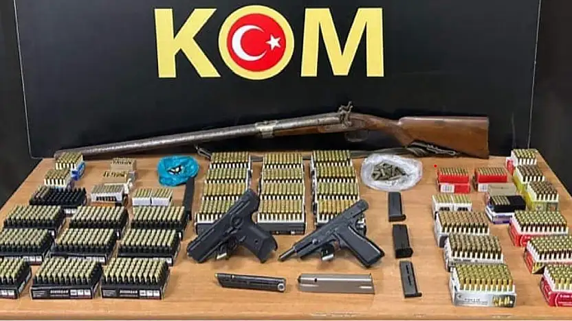 299 ruhsatsız tabanca ele geçirildi
