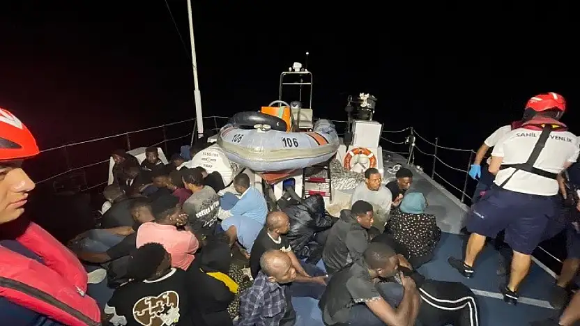 35 düzensiz göçmen kurtarıldı