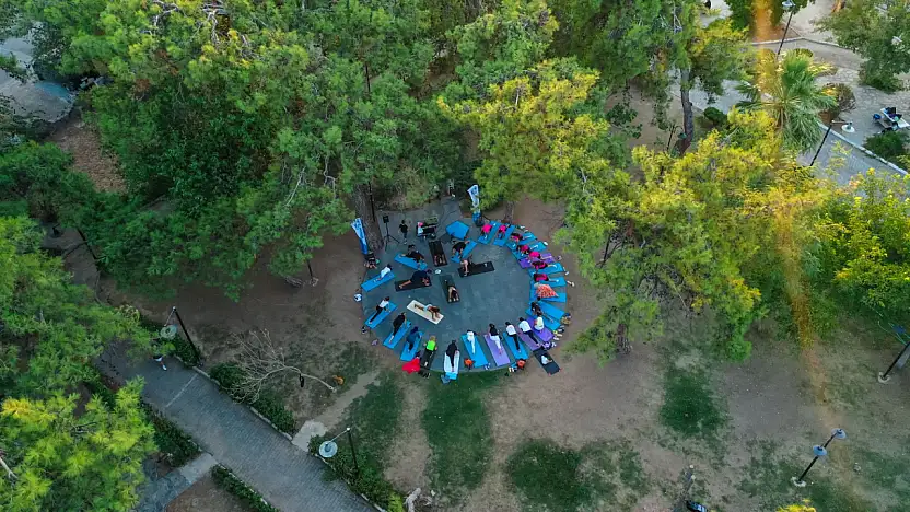 Açık hava yoga günleri Mumcular'da devam etti !