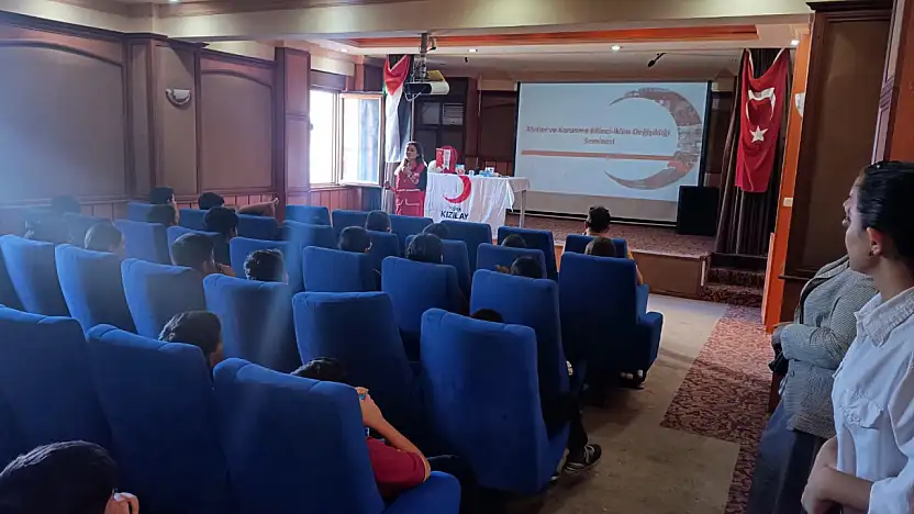 Afet bilinci için öğrencilerle buluştular
