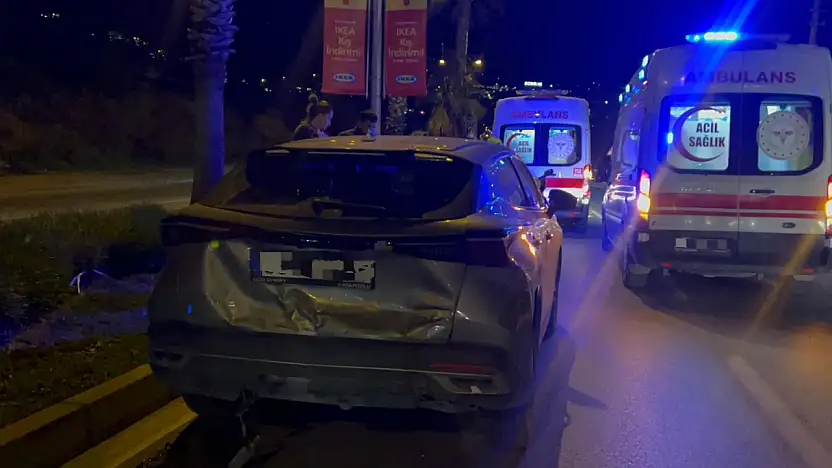 Ani fren kazaya neden oldu 3 kişi yaralandı