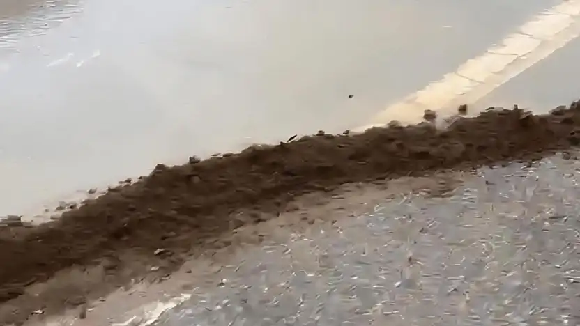 Aynı noktada yine su patlağı