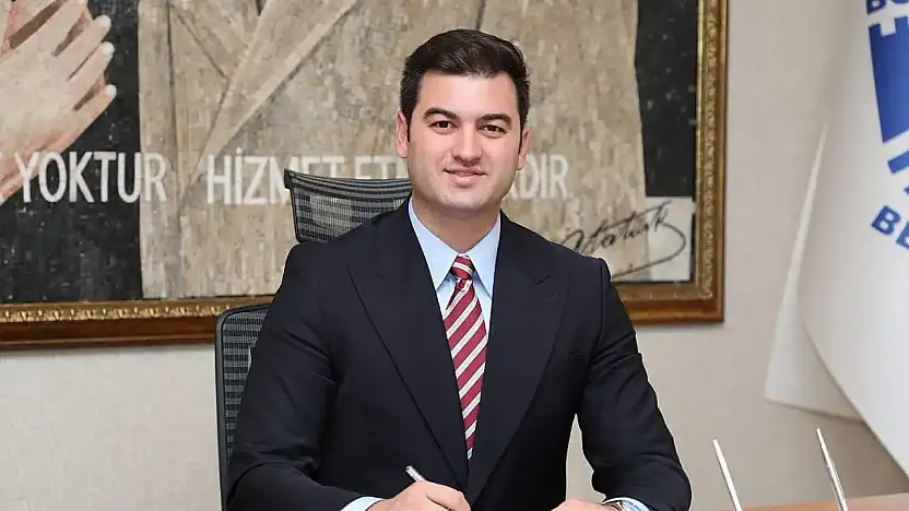 Başkan Mandalinci'ye yeni yaşında mutluluklar diliyoruz