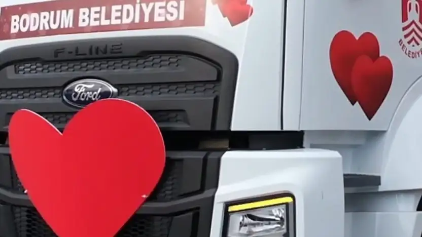 Bodrum Belediyesi'nden sevgililer günü'ne özel meydan etkinliği