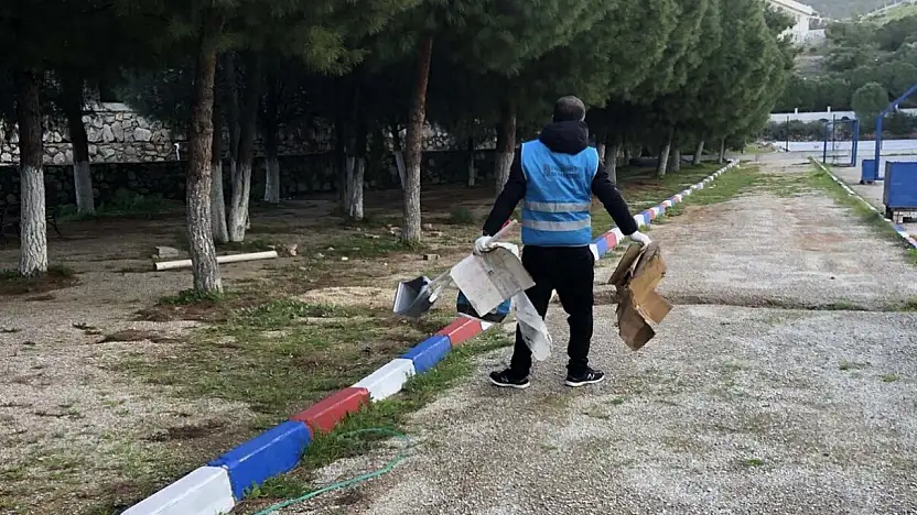 Bodrum'da denetimli serbestlik yükümlülerinden okullarda temizlik