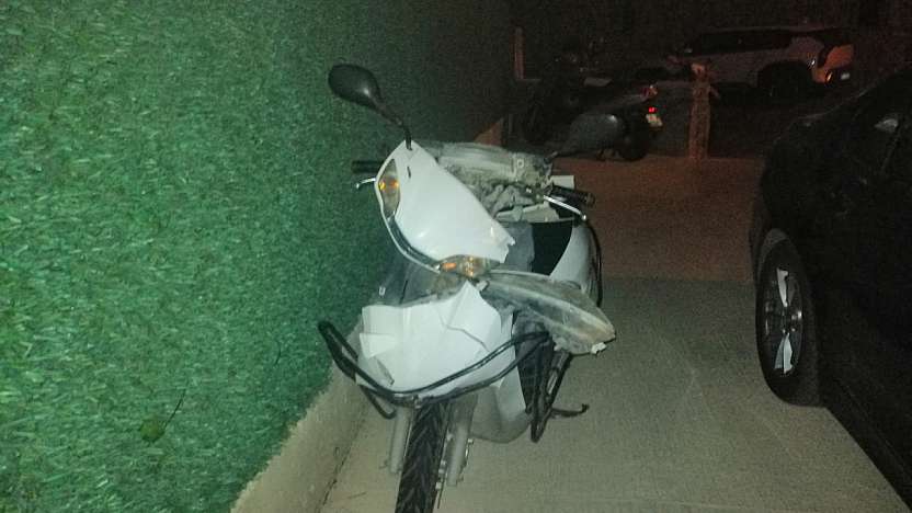 Bodrum'da motosiklet beton duvara çarptı