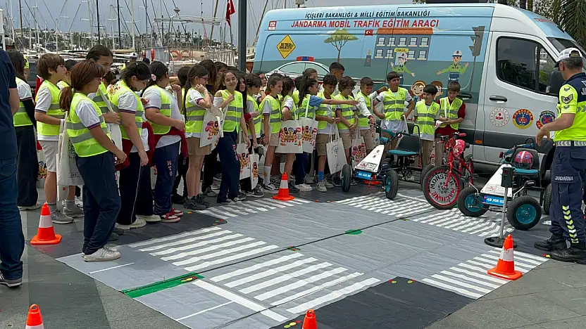 Bodrum'da Trafik Haftası renkli etkinliklerle kutlandı