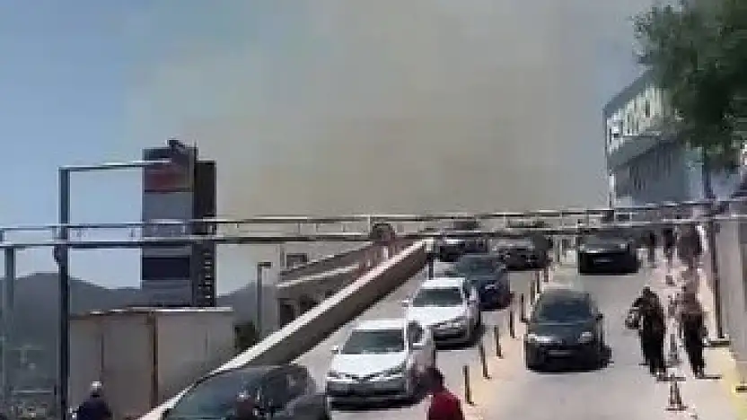 Bodrum'daki yangında alışveriş merkezi tahliye edildi
