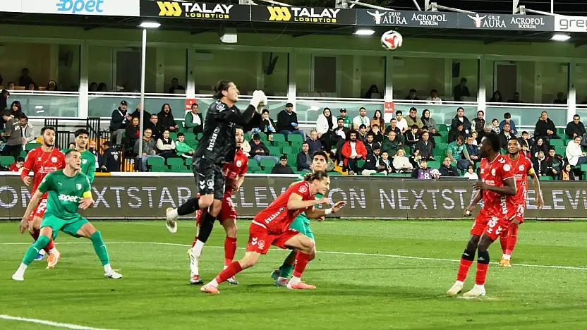 Bodrum FK sahasında 4-3'lük zaferi aldı
