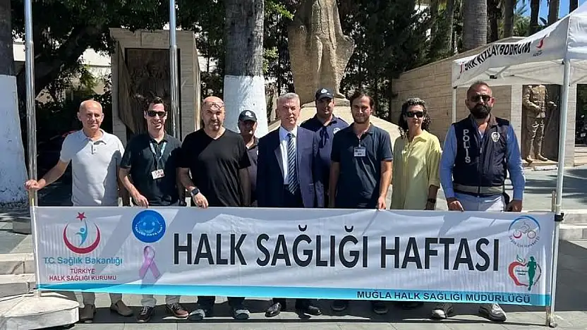 Bodrum Kaymakamı Ali Sırmalı'dan halk sağlığı standına ziyaret