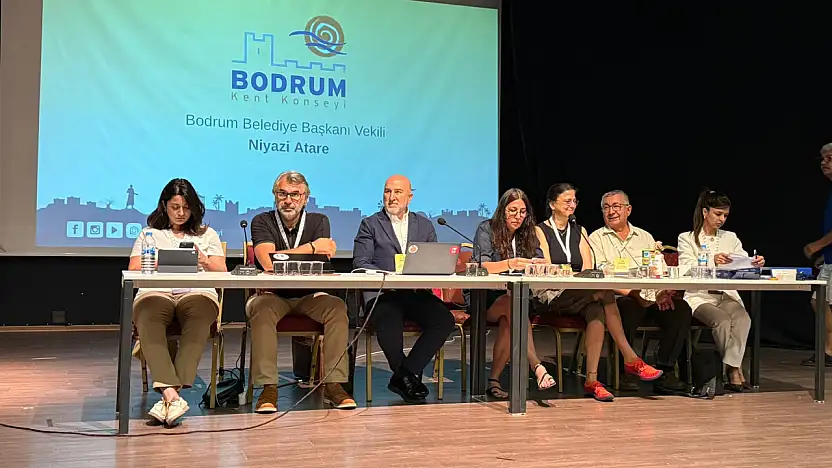 Bodrum Kent Konseyi seçimsiz olağan Genel Kurulu Bodrum Belediyesi Nurol Kültür Merkezi'nde düzenlendi.