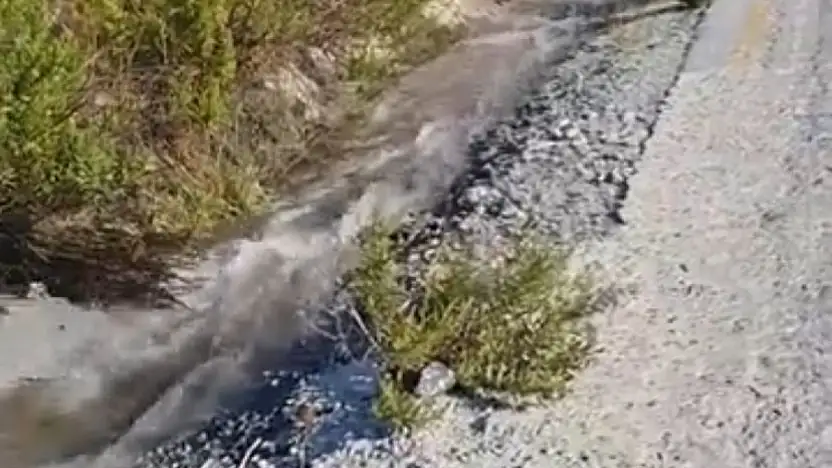 Bodrum'un çocuğuna yakışmadı ! depodan boşa akan sular faturalara ateş gibi düşüyor !