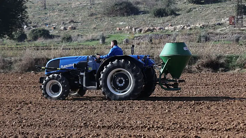 Büyükşehir'den üreticiye kaba yem desteği