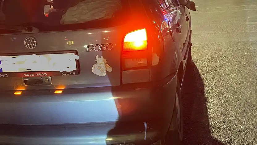 Camdan atılan sigara izmaritleri tehlike saçıyor