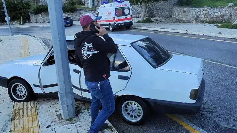 Değirmenler mevkiinde ıslak zemin bir kez daha kazaya neden oldu