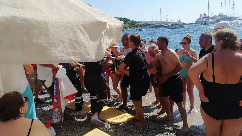 Denize giren fransız kadın boğulma tehlikesi geçirdi !